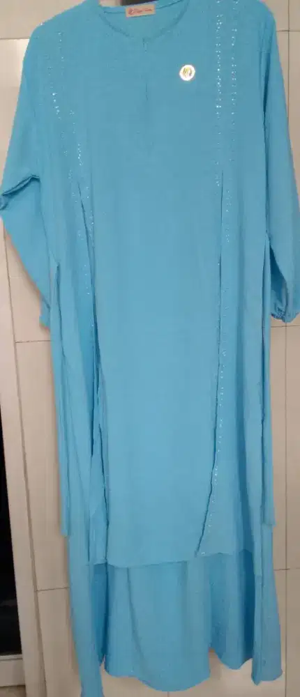 Gamis Polos Warna Biru – Aksen Payet