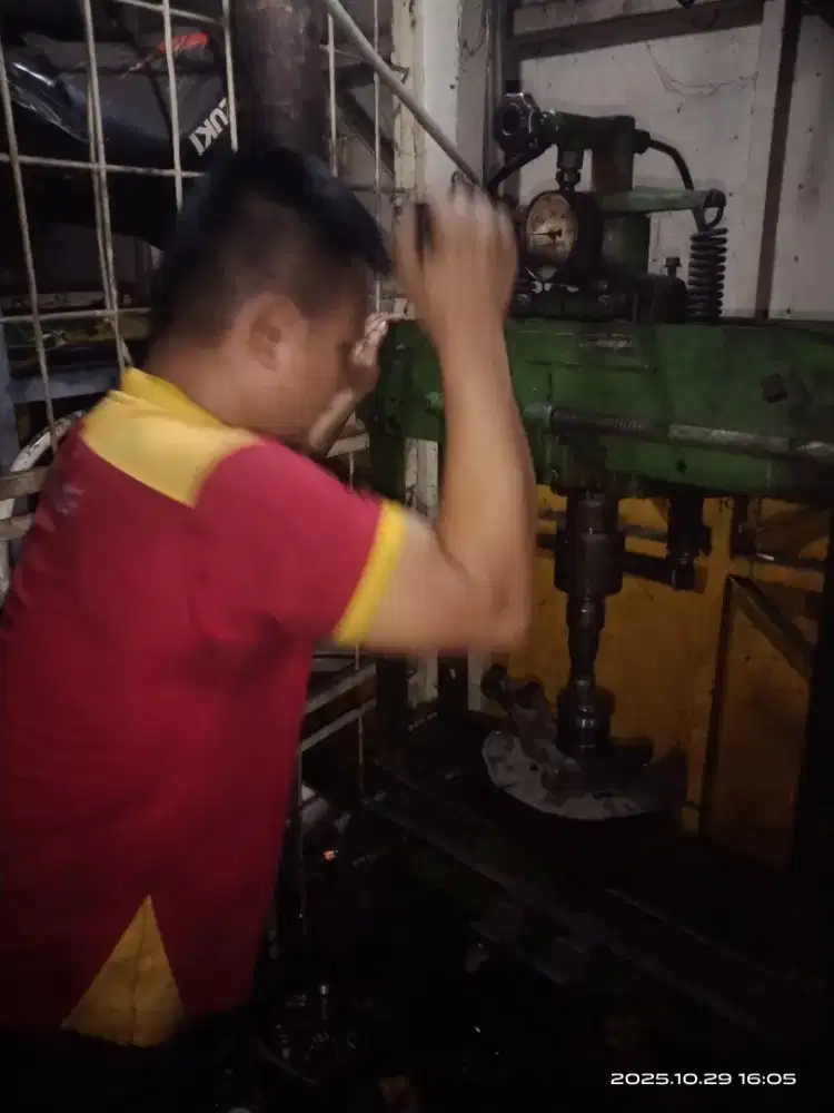 Mekanik sepisialis kaki2 mobil