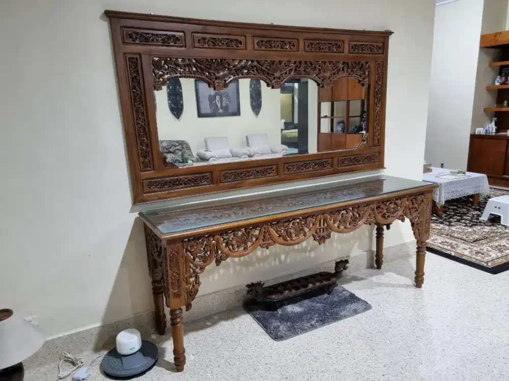 Meja Rias Altar Jati Jepara