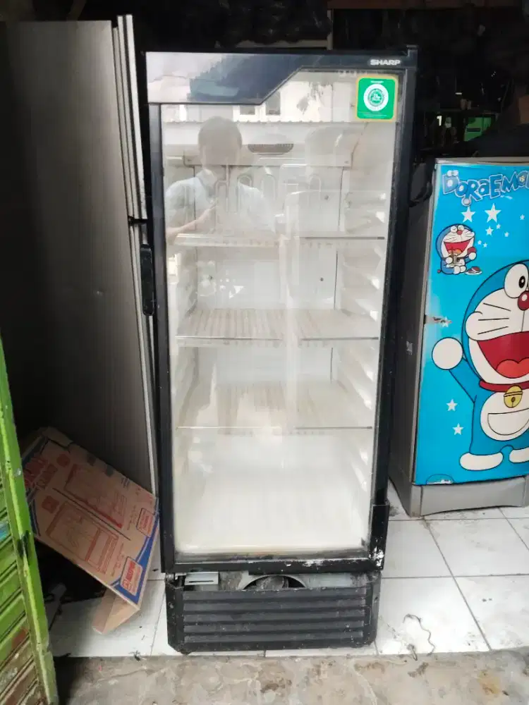 Showcase sharp normal dingin