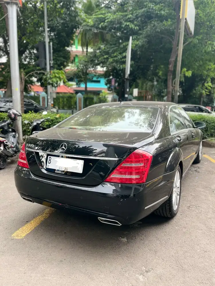 Mercedes-Benz S300 2010 Bensin