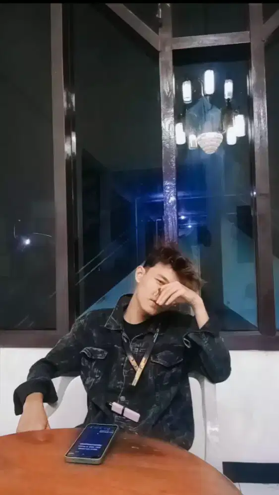 Kerja apapun penting halal