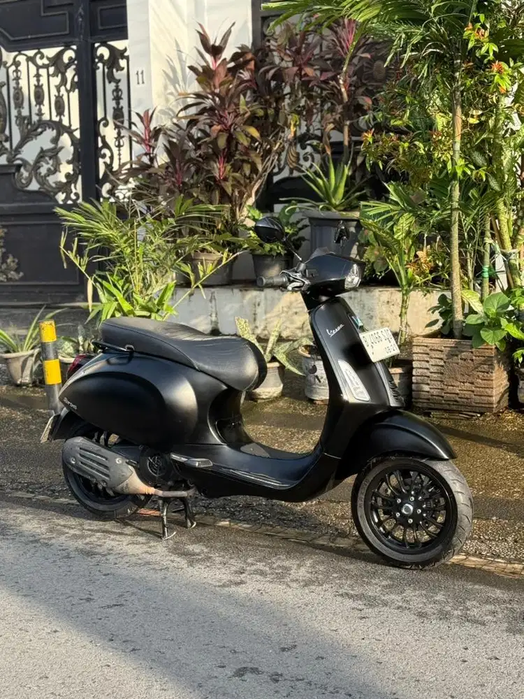 Vespa Sprint Notte Limited Edition 2019