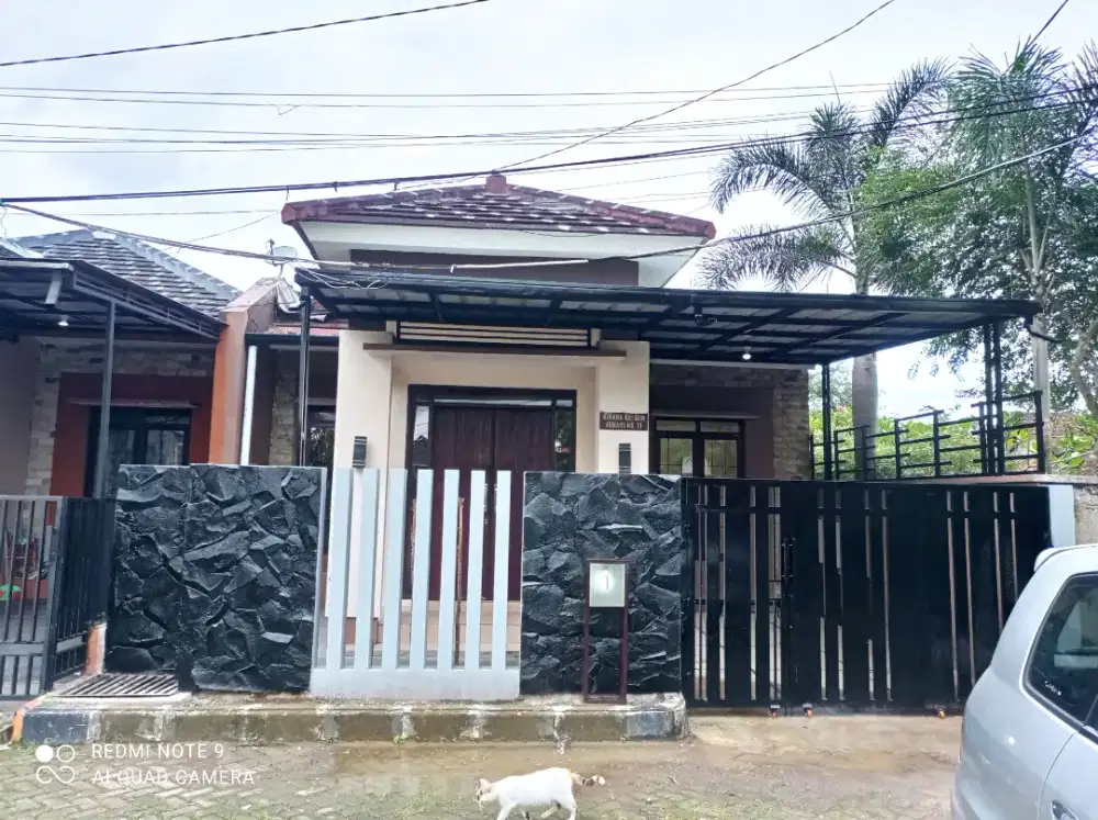 Disewakan Rumah hunian pertahun..Perum KIRANA Residence 1
