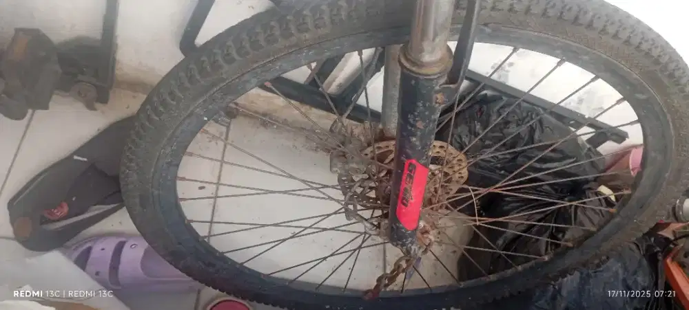 Jual sepeda MTB Genio 26 kondisi layak pakai msh oke