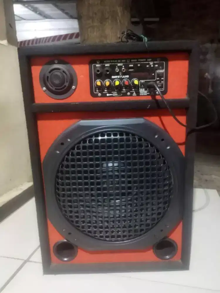 Salon aktif tingal pakai