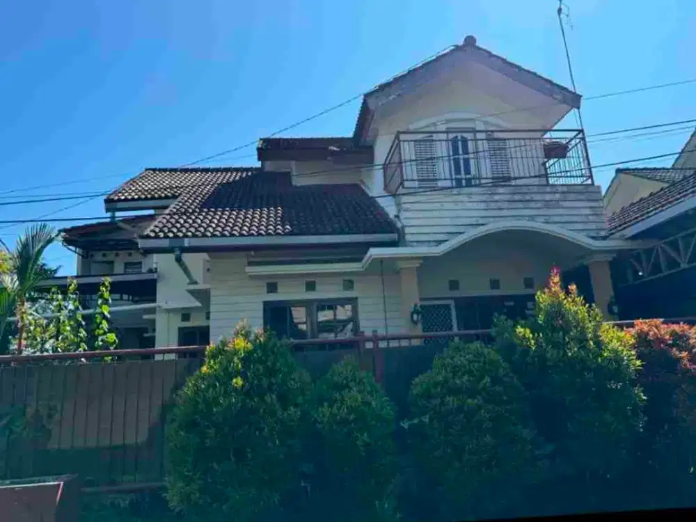 Di jual rumah di komplek perumahan balikpapan baru Mediterania