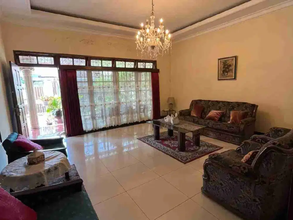 Rumah Klasik dan Syantik