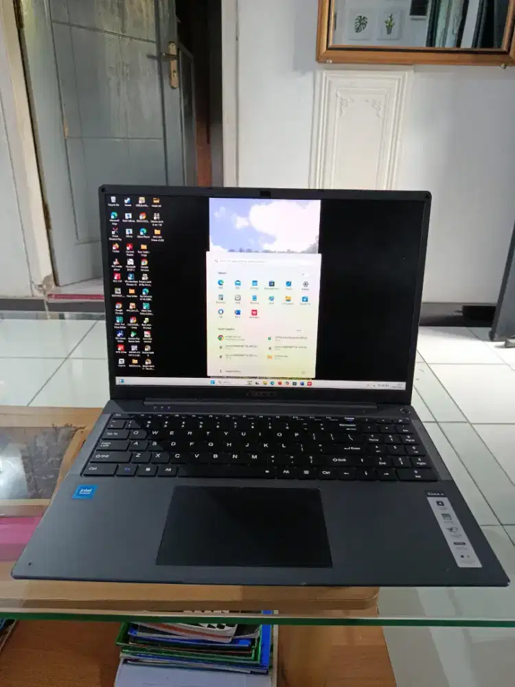 Laptop axio zaga 4 ram 8gb normal jaya