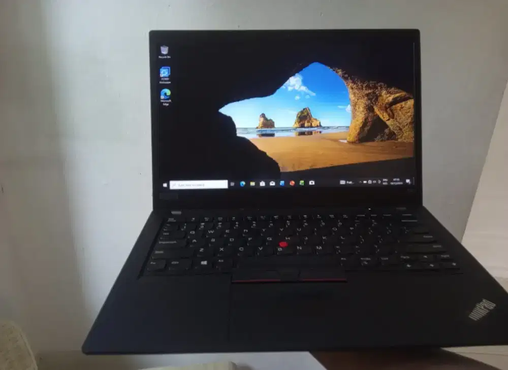 Laptop lenovo thinkpad T490 i5 gen 8 ssd ngebut
