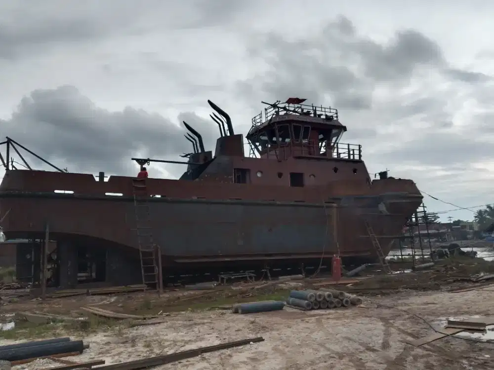 Jual Kapal Tugboat Mesin 1000x2hp Tahun 2025