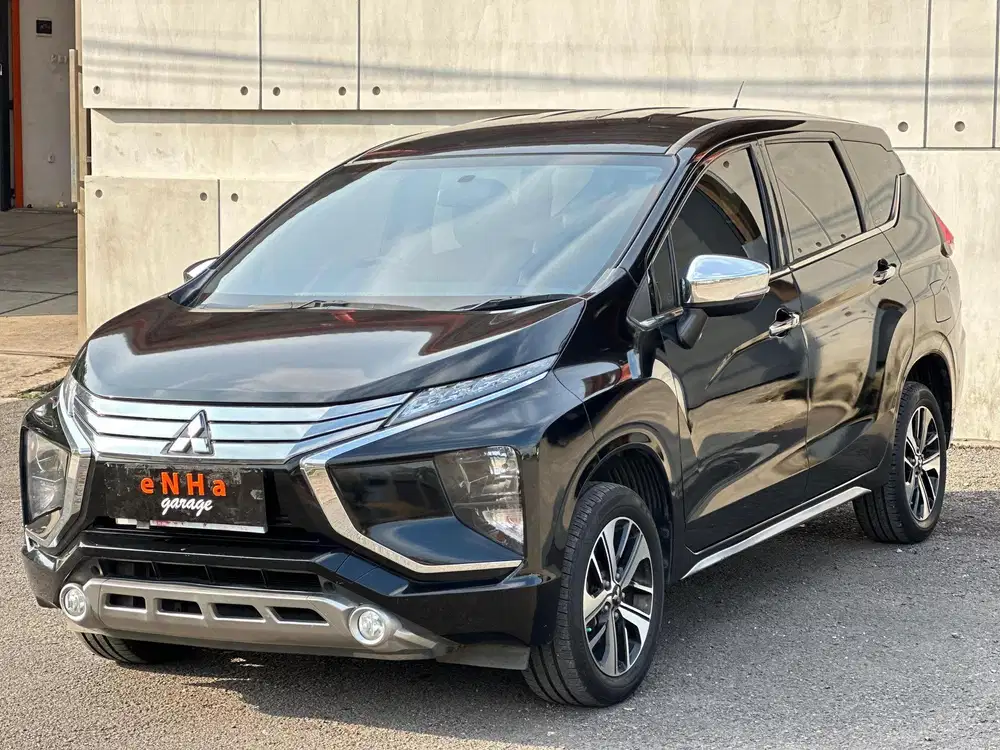 Dp 15 JT.. XPANDER ULTIMATE 1.5 A/T 2019.. eNHa garage Semarang..