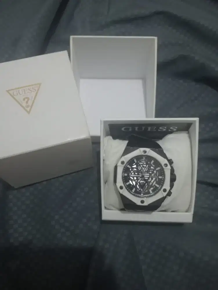 Jam Tangan Guess Second (Harga Nego)