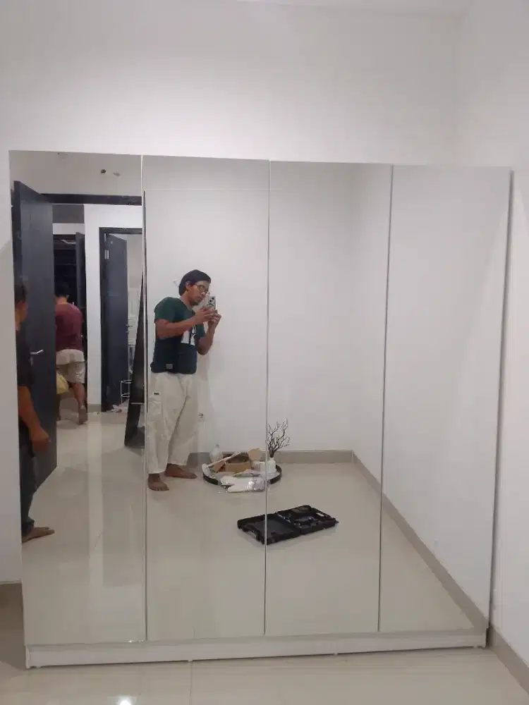 Lemari Pakaian Pintu 4 Swing Dorr Ready Stock Bisa COD