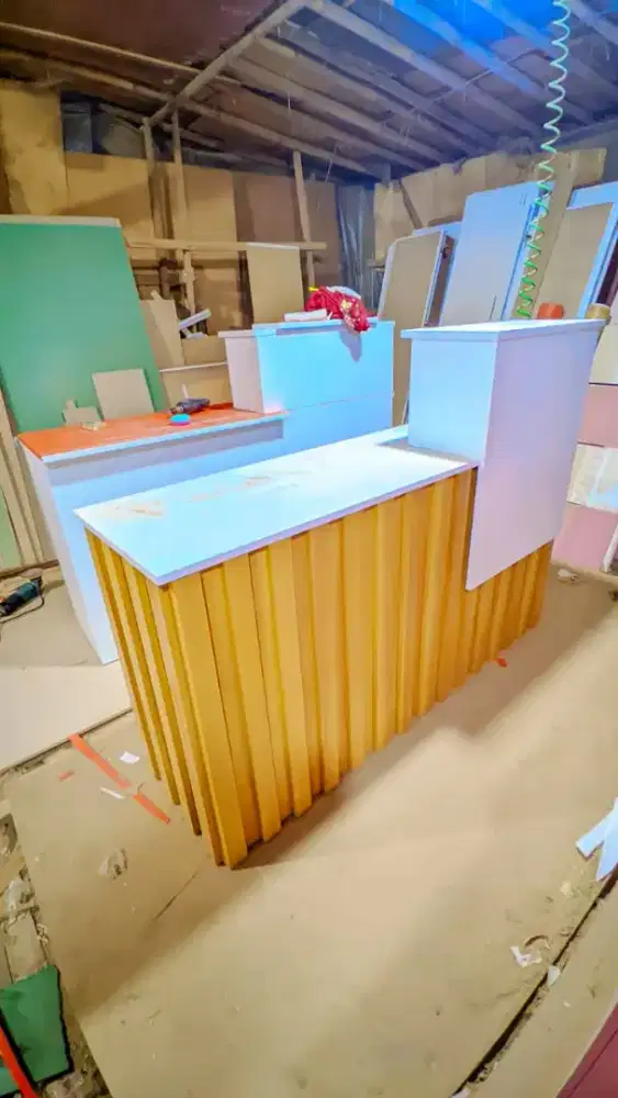 Meja Kasir/Meja Resepsionis Masa Kini Serbaguna Ready Stock Bisa COD