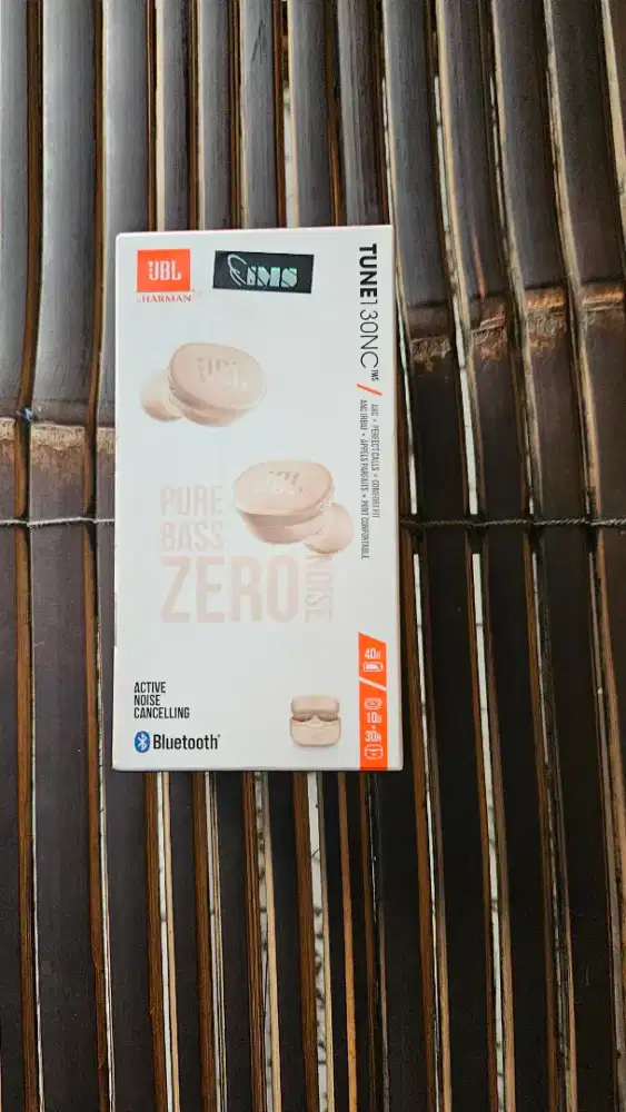 JBL TUNE 130NC. ANC TWS LIKE NEW GARANSI