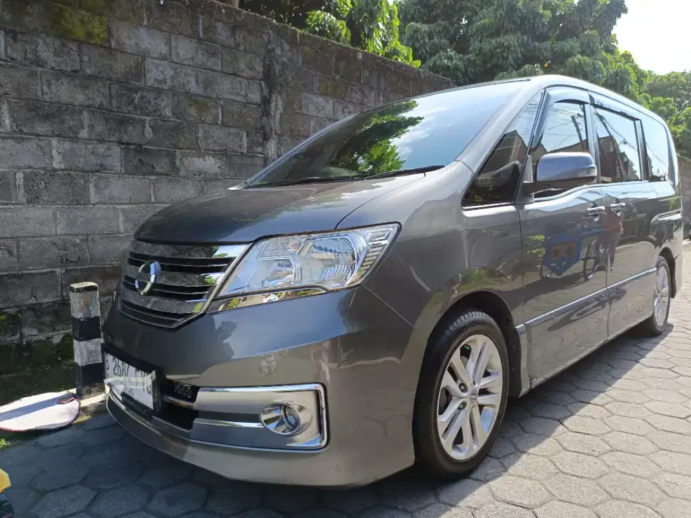 NISSAN SERENA HIGHWAY STAR AUTECH PANORAMIC SIAPP UNTUK LIBURAN