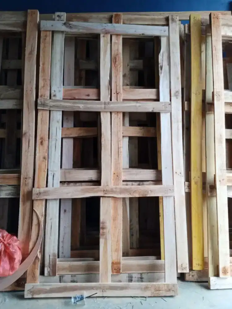 Palet kayu pallet kayu bagus kokoh kayu palet besar peti palet