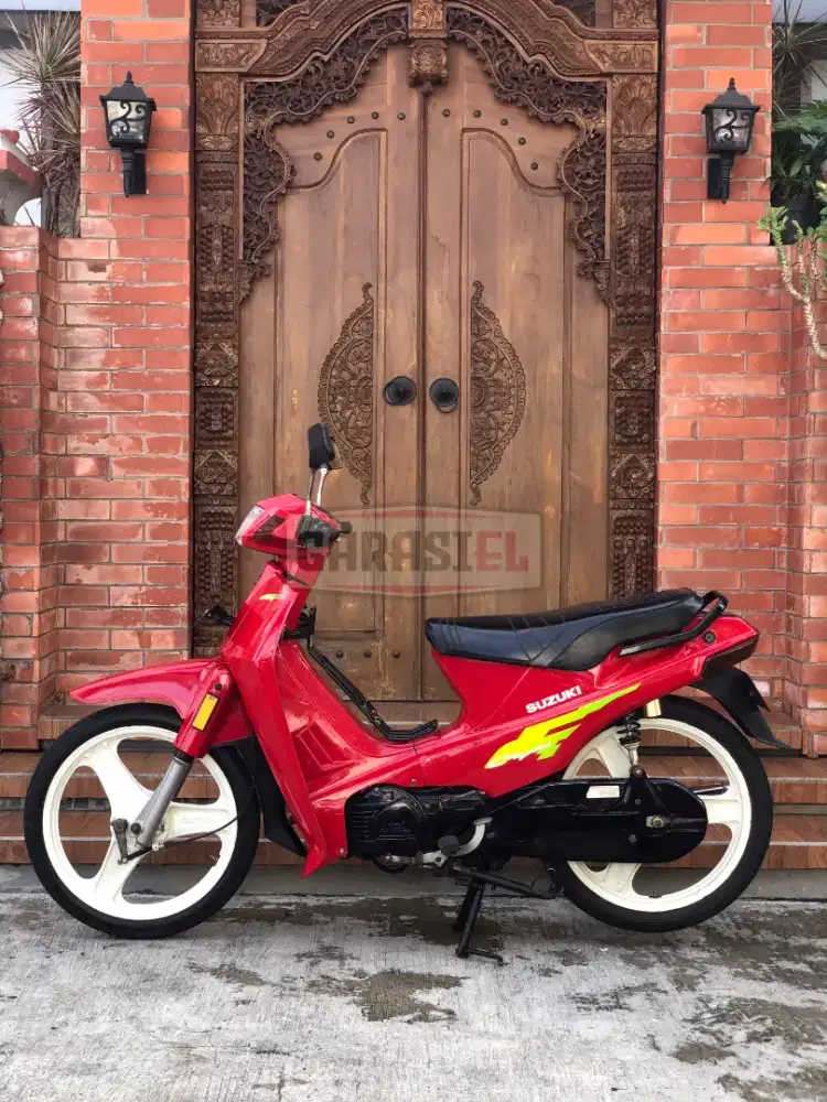 Suzuki Crystal 1992 Asli Warna Merah Restorasi