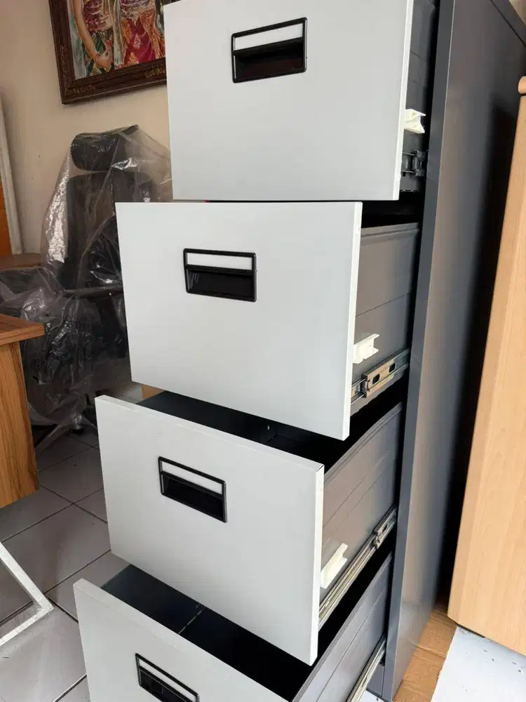 FILLING CABINET / RAK PENYIMPANAN / LACI PENYIMPANAN /LACI FILE BERKAS