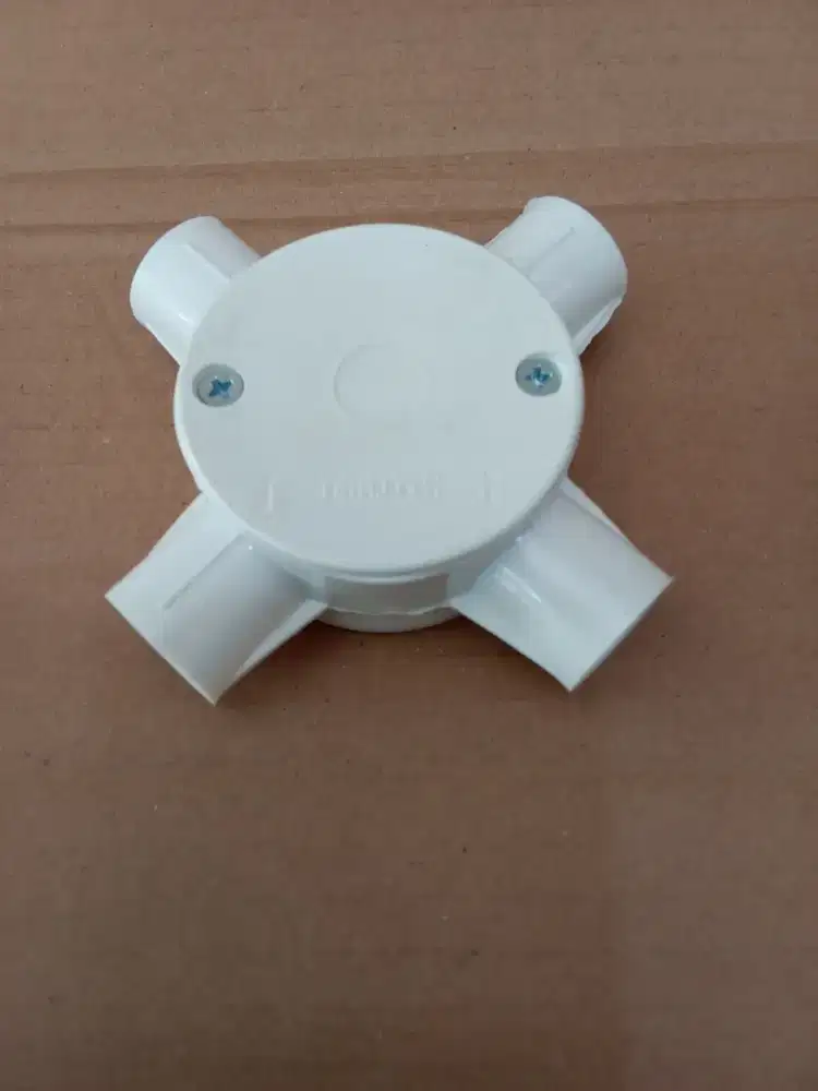 T DUS CABANG 4 / 20 MM