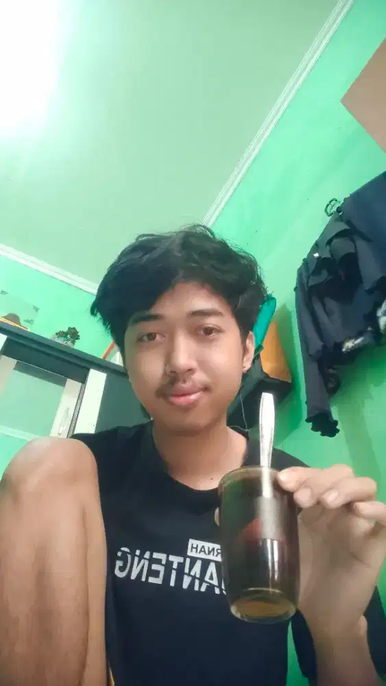 Cari kerjaan jualan dan bisa memasak