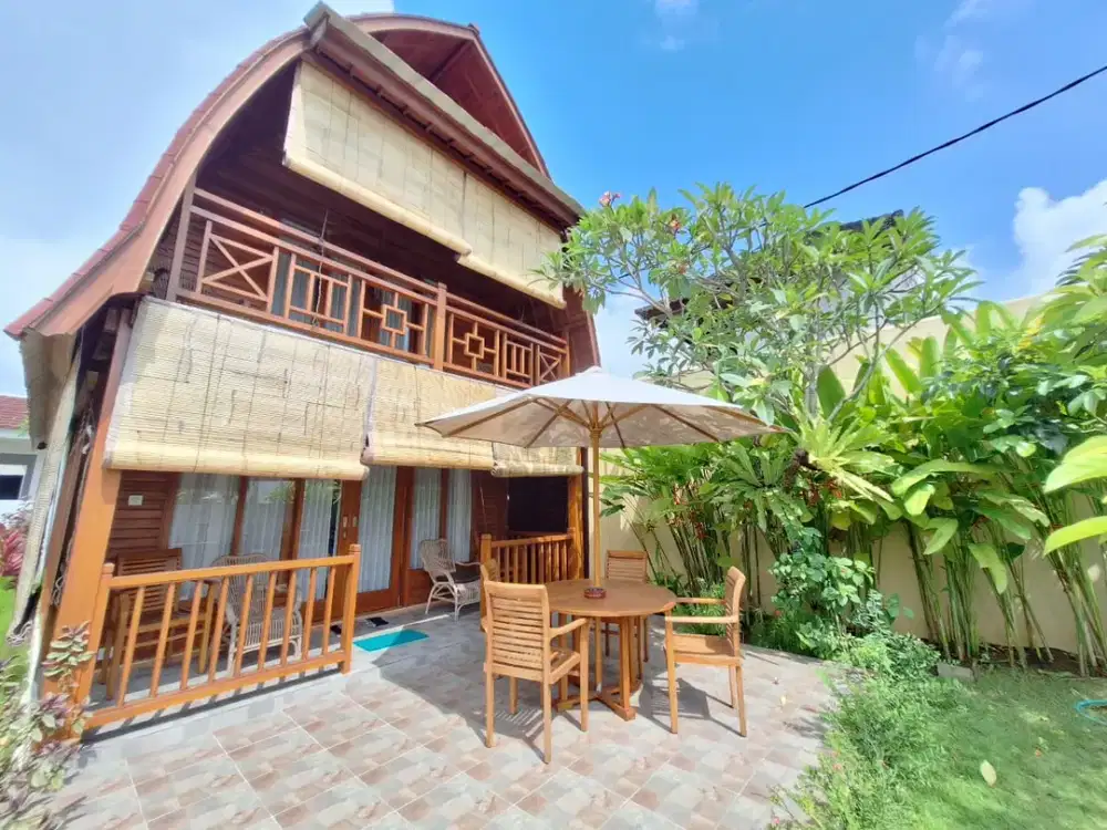 UNIT SANGAT TERBATAS! JANGAN SAMPAI KETINGGALAN! memiliki tempat peristirahatan unik dengan desain Lumbung khas Bali di lokasi paling strategis