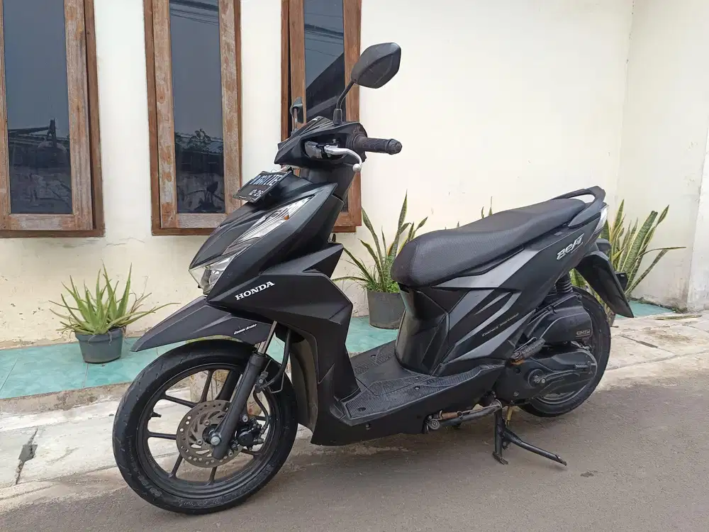 Di jual cepat beat deluxe 2022 siap pakai