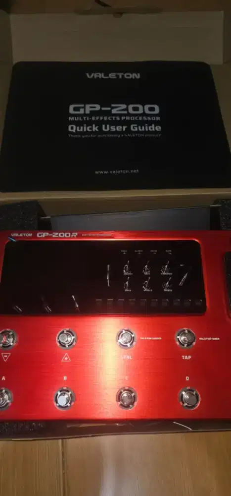 Efek Digital Valeton GP-200 R Second Bekas