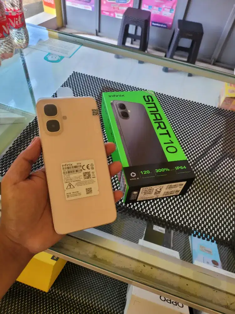 Infinix smart 10 4+4/128 like new