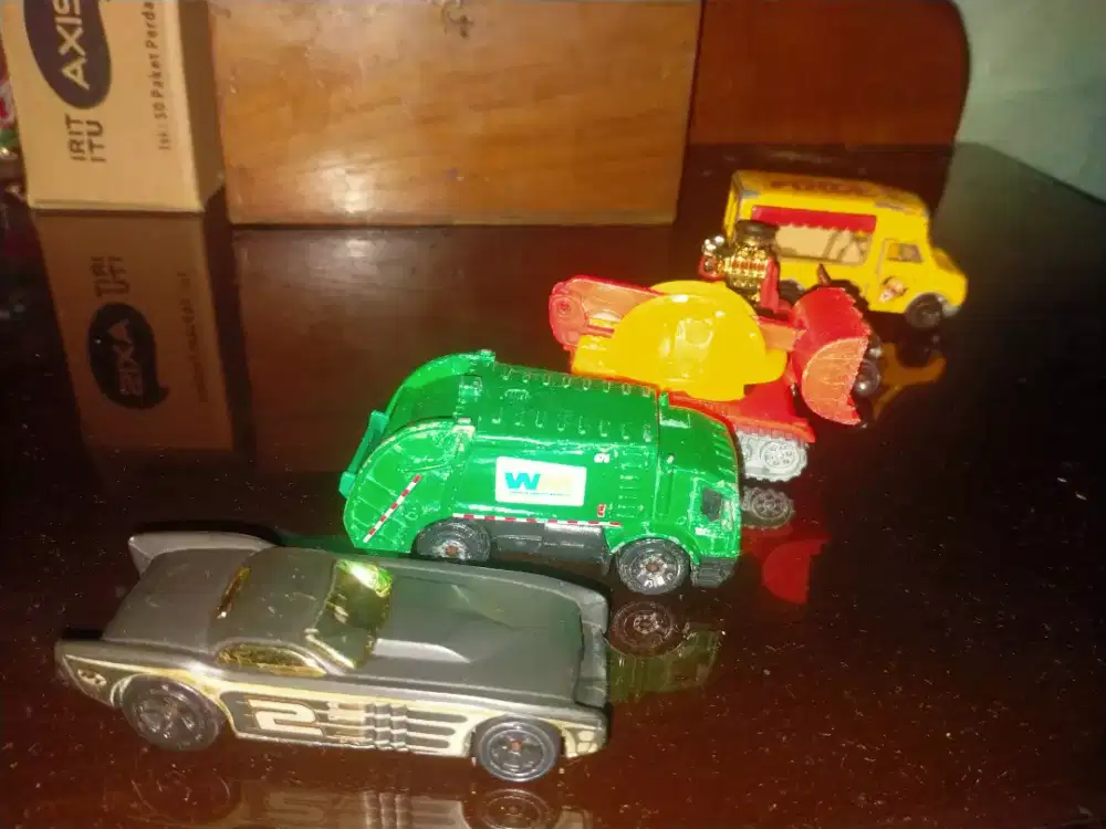 Take all Diecast Hotwheels loose 85k