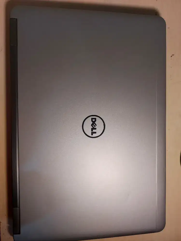 Laptop Dell Latitude E7240 FREE POWERBANK [COD/NEGO] [MULUS]