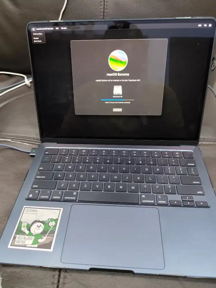 Dijual Macbook Air M2 8/256 Grey