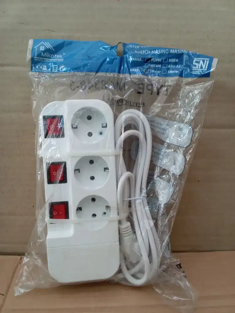 STOP KONTAK 3 LB + KABEL MASING MASING SAKLAR 3 METER