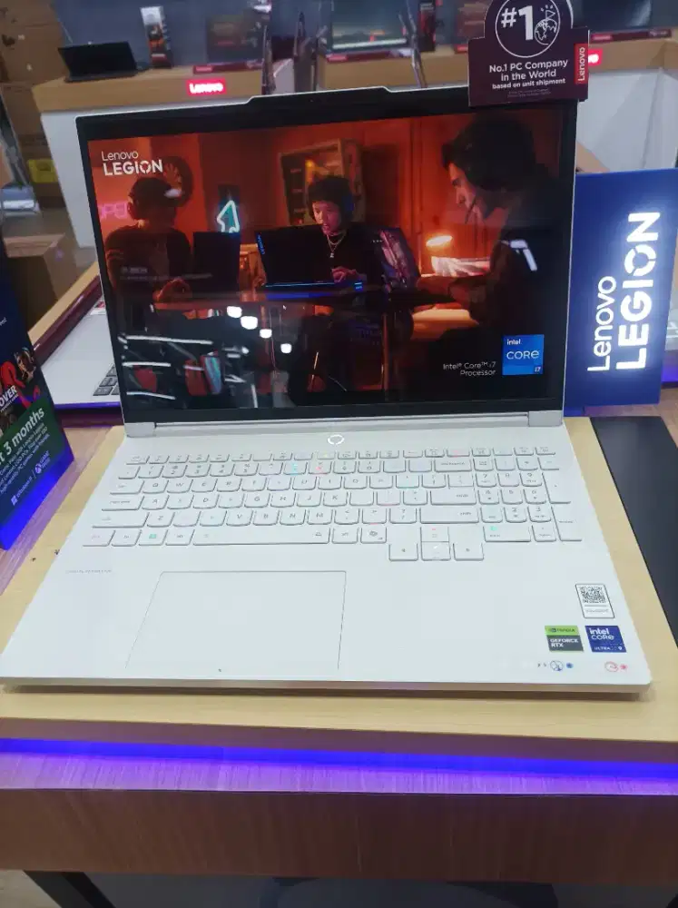 Cicilan tanpa kartu kredit Laptop Lenovo Legian Intel core i7