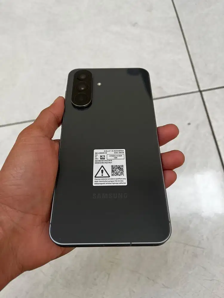 Samsung A56 garansi panjang
