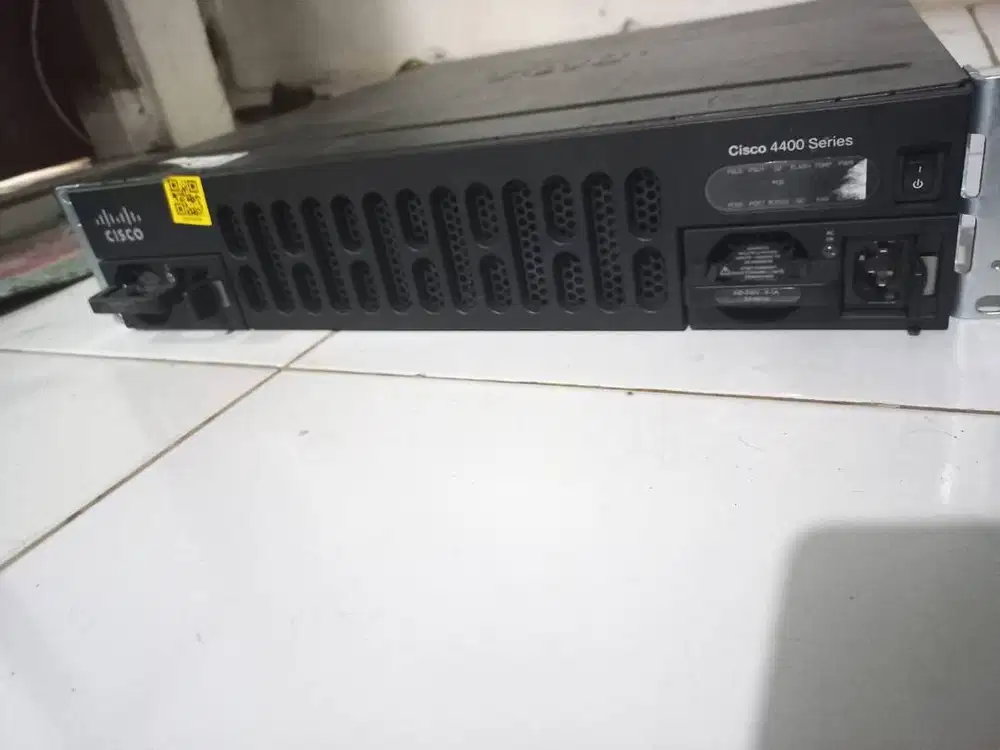 Router Cisco ISR 4451 ISR4451-X/K9 4400 Lengkap SSD