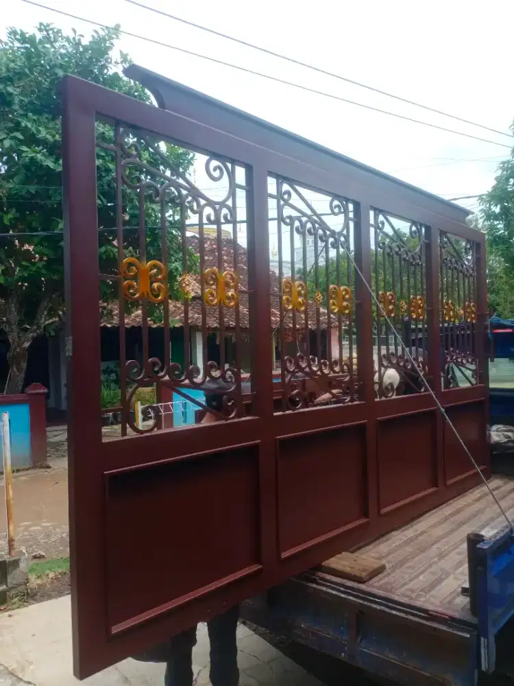 Bengkel las tralis kanopi tangga pintu pagar balkon tangga