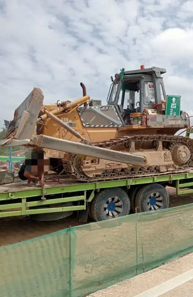 Dozer D85E-SS 2017 Til ROPS
di Balikpapan