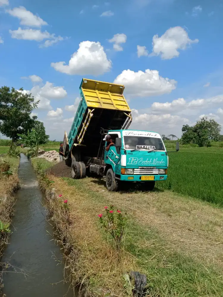 Jual dumtrek ragasa 120 PS , th 2003