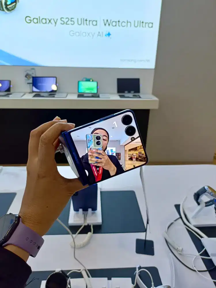 Promo akhir tahun, cicilan lewat home credit cuma modal KTP