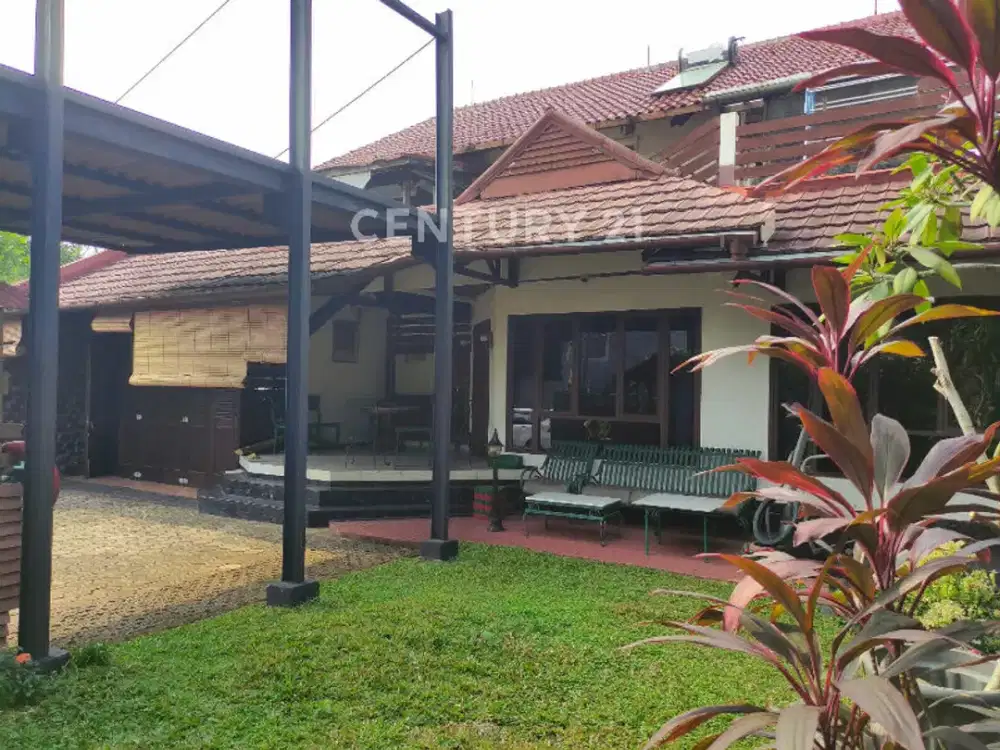 Dijual Rumah Luas Dan Terawat Di Lebak Bulus Jakarta Selatan