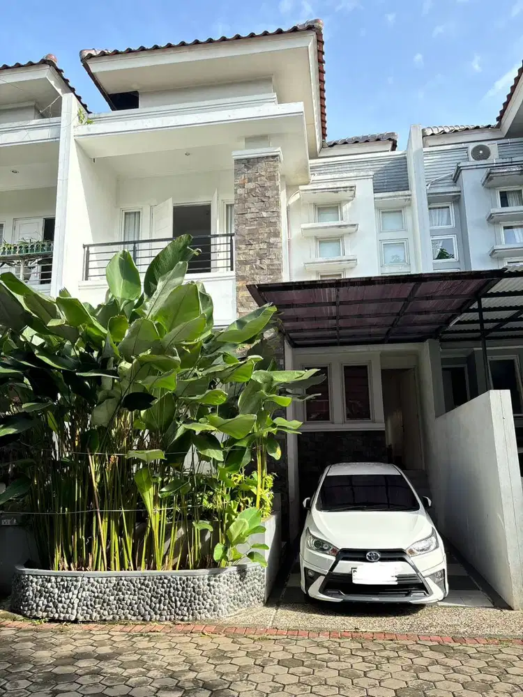 Rumah Semir Furnished, Ciracas Jakarta Timur (Town House 35 rumah)