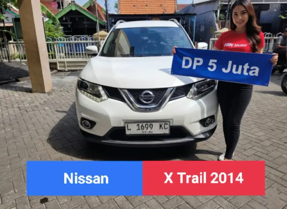 DP 5 Juta Nissan X-Trail 2.5 AT 2014