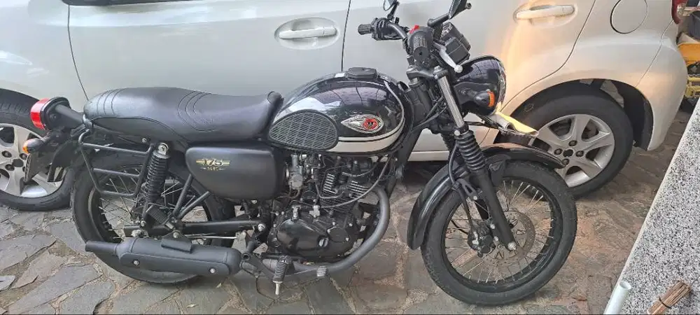 Kawasaki W175 SE
