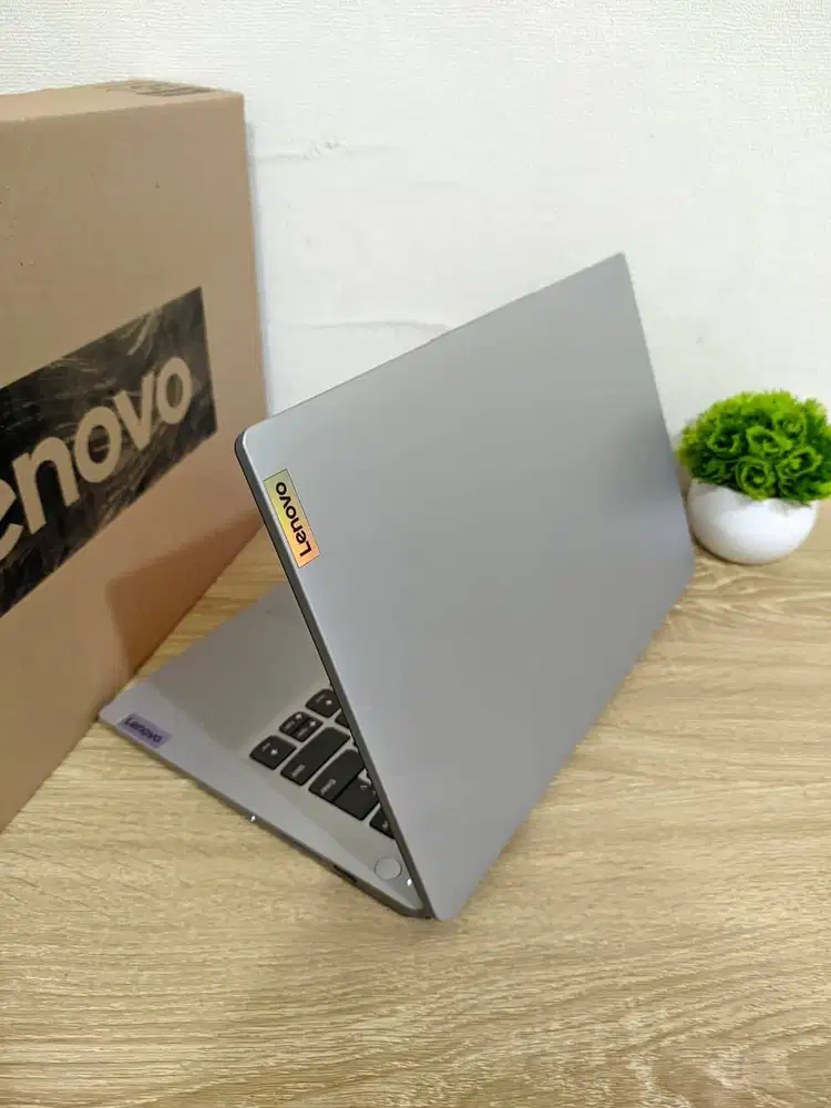 LAPTOP NEW LENOVO IDEAPAD SLIM 1 AMD ATHLON SILVER 7120U RAM 8GB/512GB