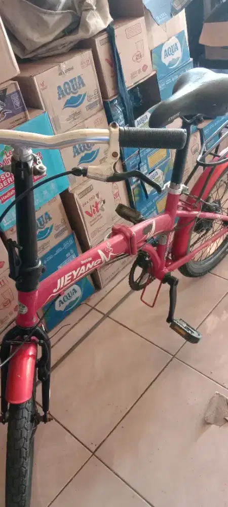 Sepeda lipat uk 20 inch.