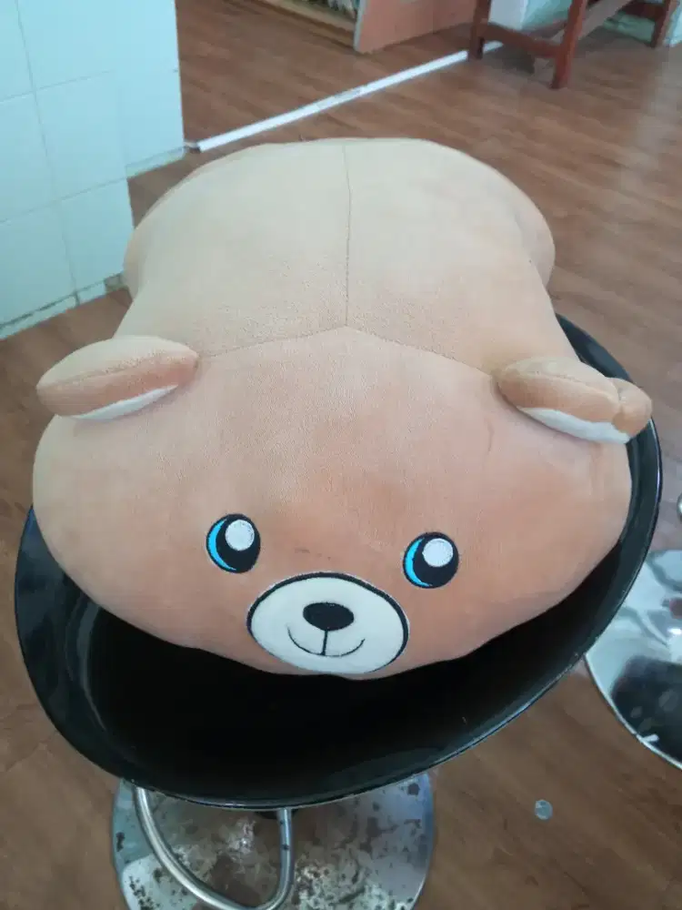 bantal beruang untuk tidur