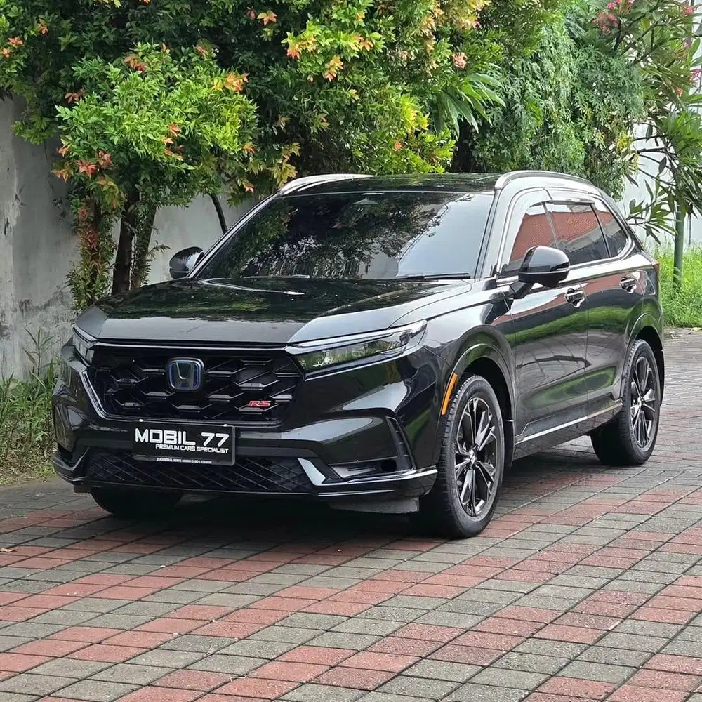 Honda CR-V RS - 2024 (Like New Condition)