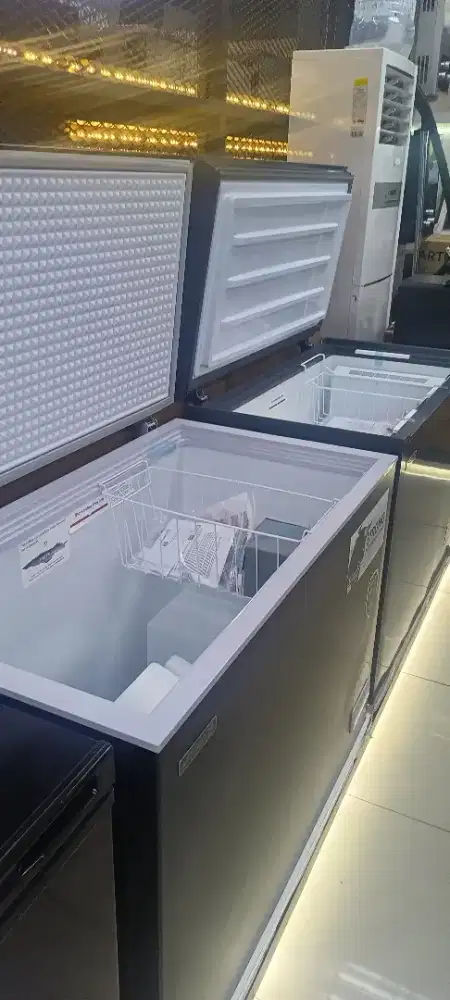 FREZER BOX DAN SLIDING